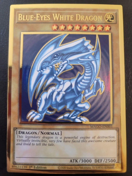 Yugioh Blue-Eyes White Dragon - MAGO-EN001 - Premium Gold 1st Edition NM